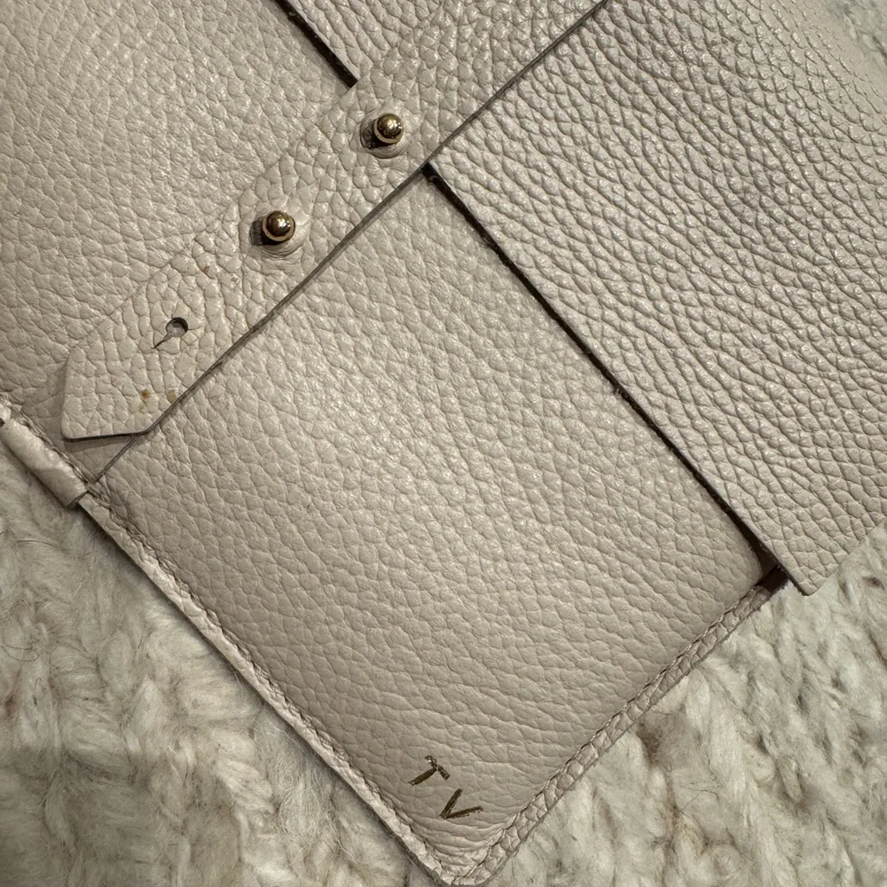 Tablet Folio Case - Cream Leather Sleeve Sheath TV IPad Case